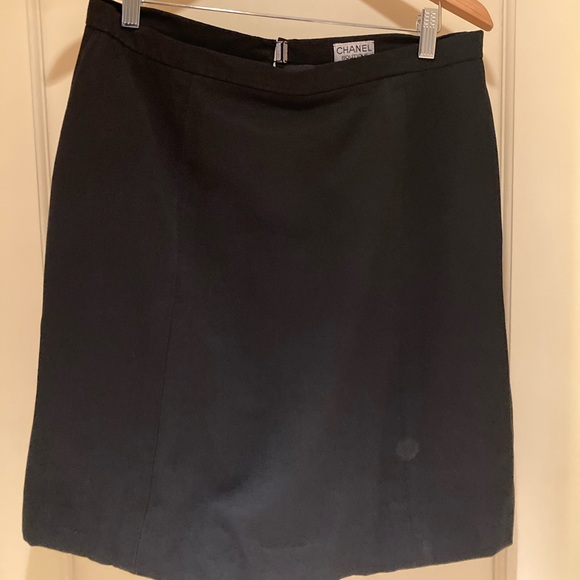 CHANEL black skirt suit, size 8, Authentic Vintage - Picture 7 of 8